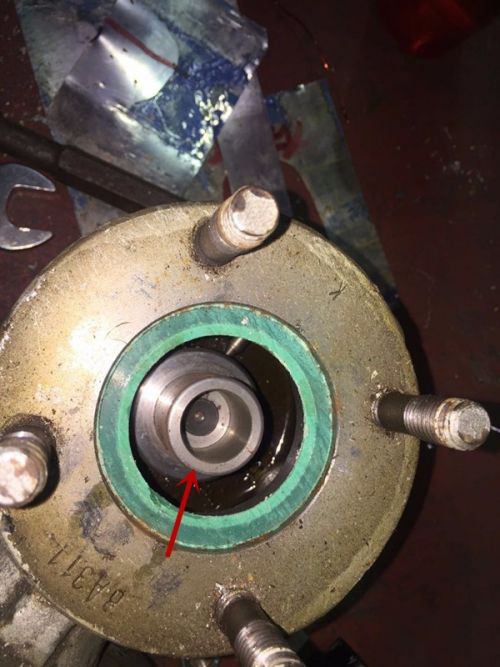 气罐弹簧式安全阀拆解过程